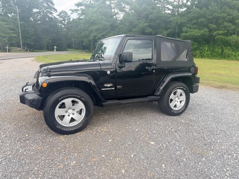 2011 Jeep Wrangler Sahara 4WD