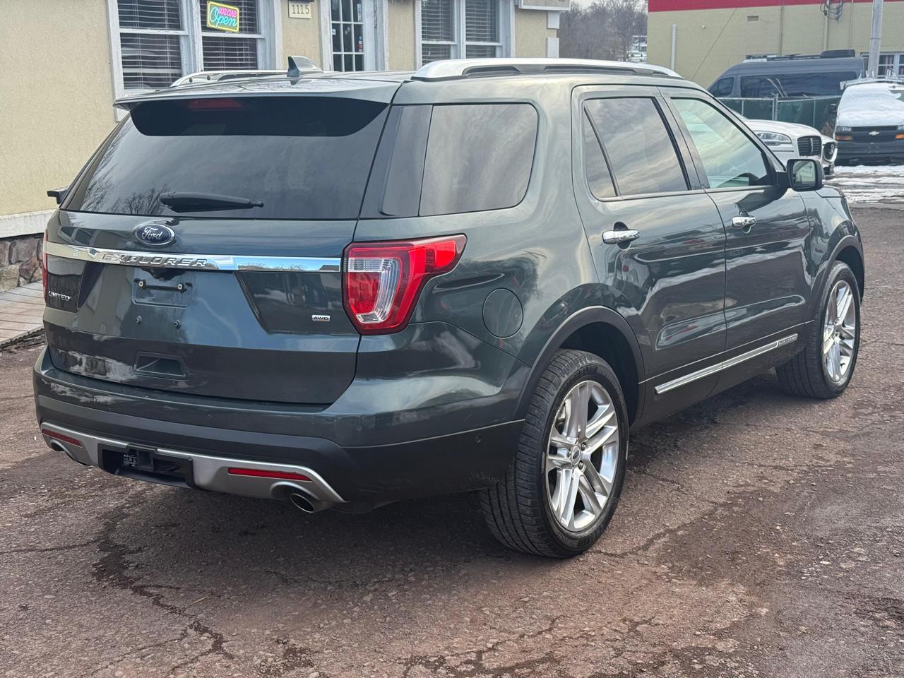 Ford Explorer Limited 4WD 2016