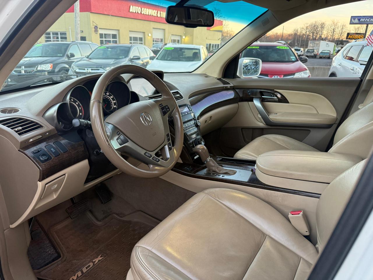 Acura MDX 6-Spd AT w/Tech Package 2013