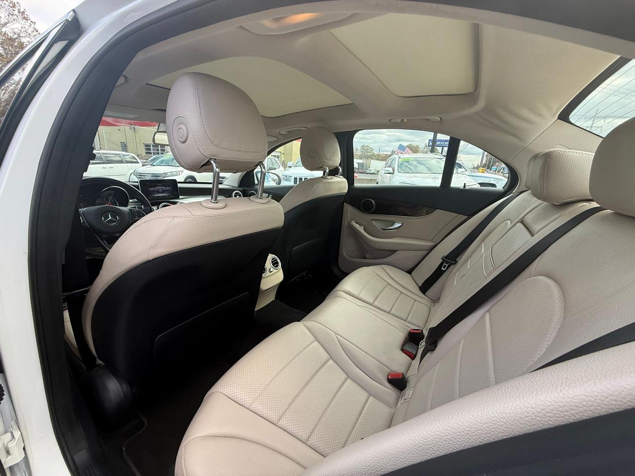 Mercedes-Benz C-Class C300 4MATIC Sedan 2016