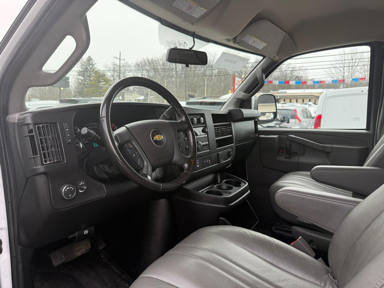 Chevrolet Express 2500  2021