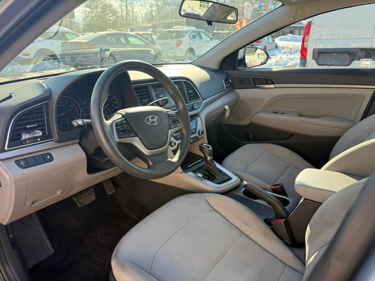 Hyundai Elantra  2017