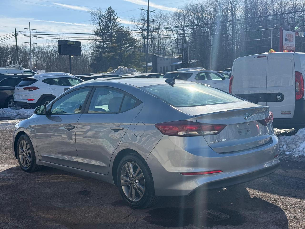 Hyundai Elantra  2017