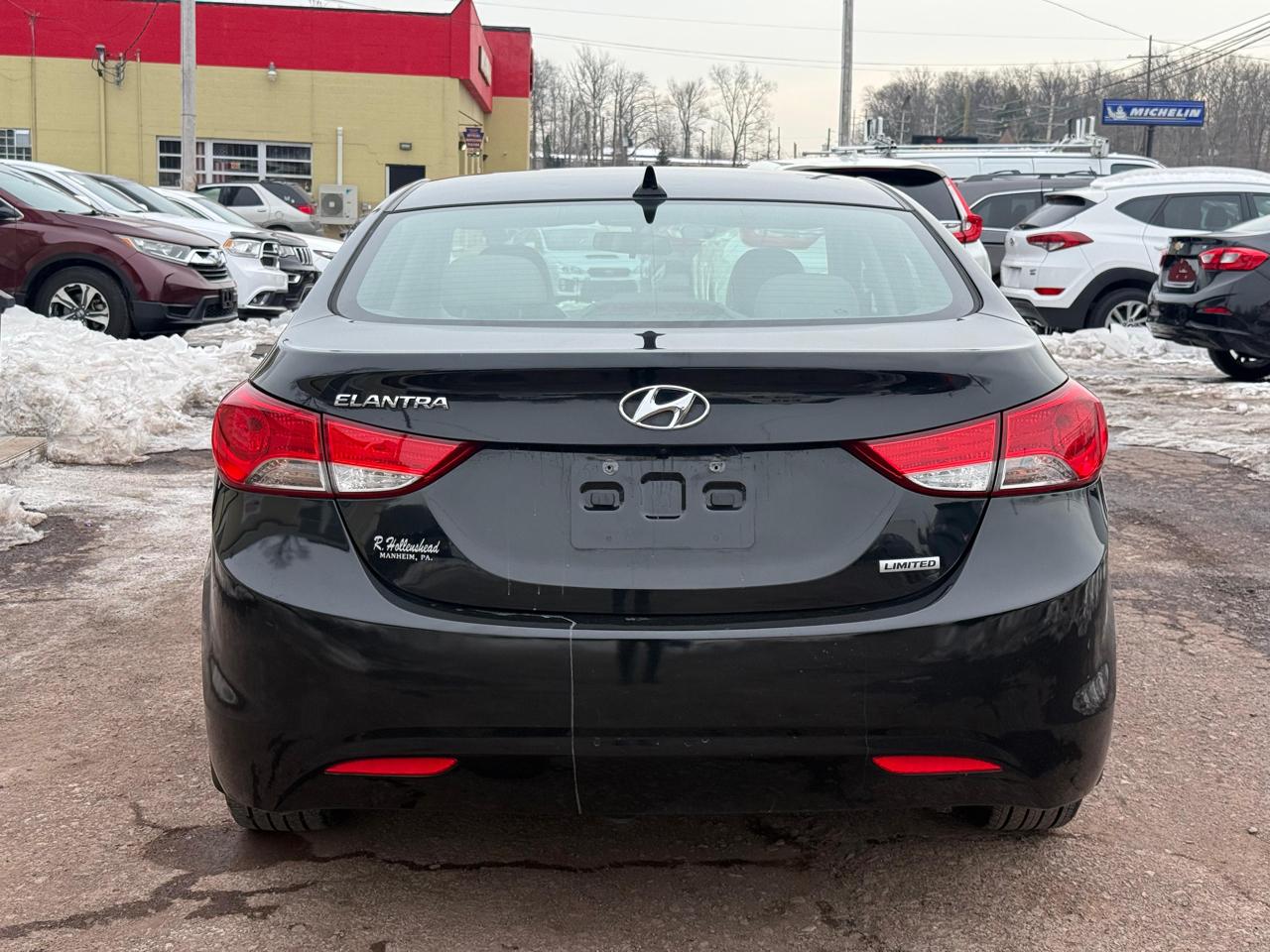 Hyundai Elantra  2013