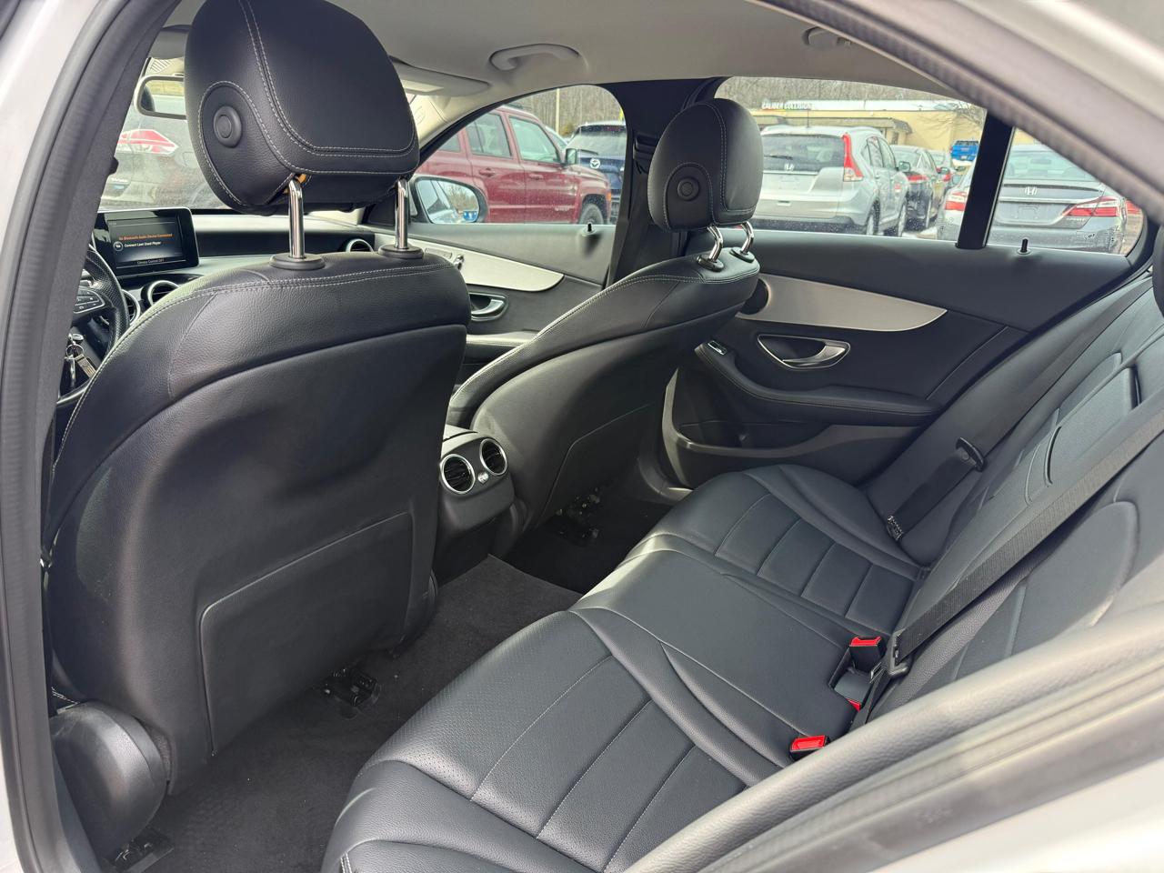 Mercedes-Benz C300  2016