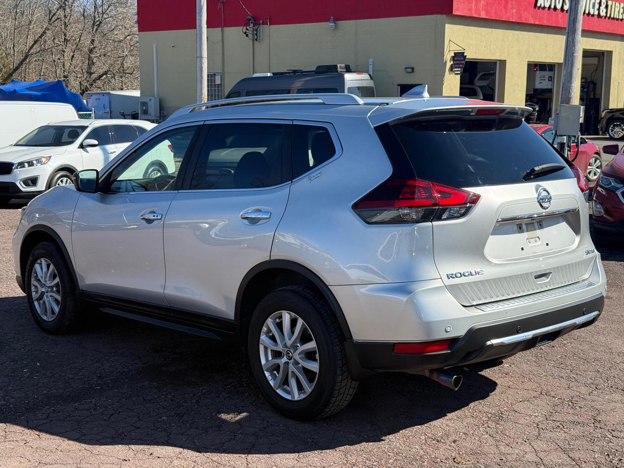 Nissan Rogue  2019