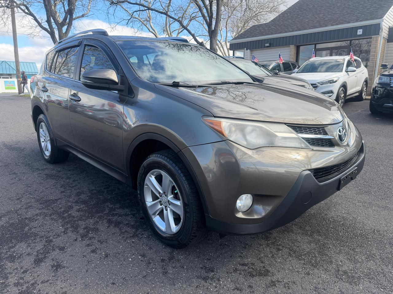 Toyota RAV4  2013