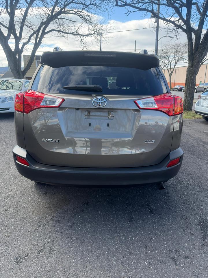 Toyota RAV4  2013