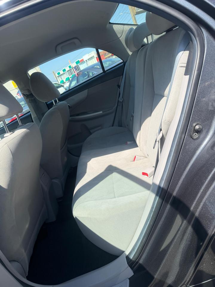 Toyota Corolla  2012