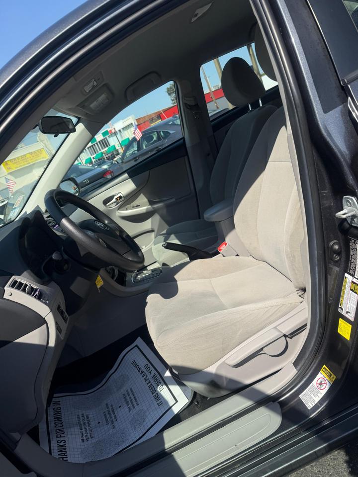 Toyota Corolla  2012