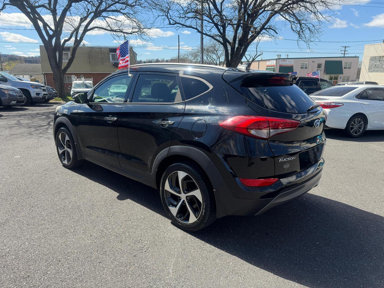 Hyundai Tucson  2012