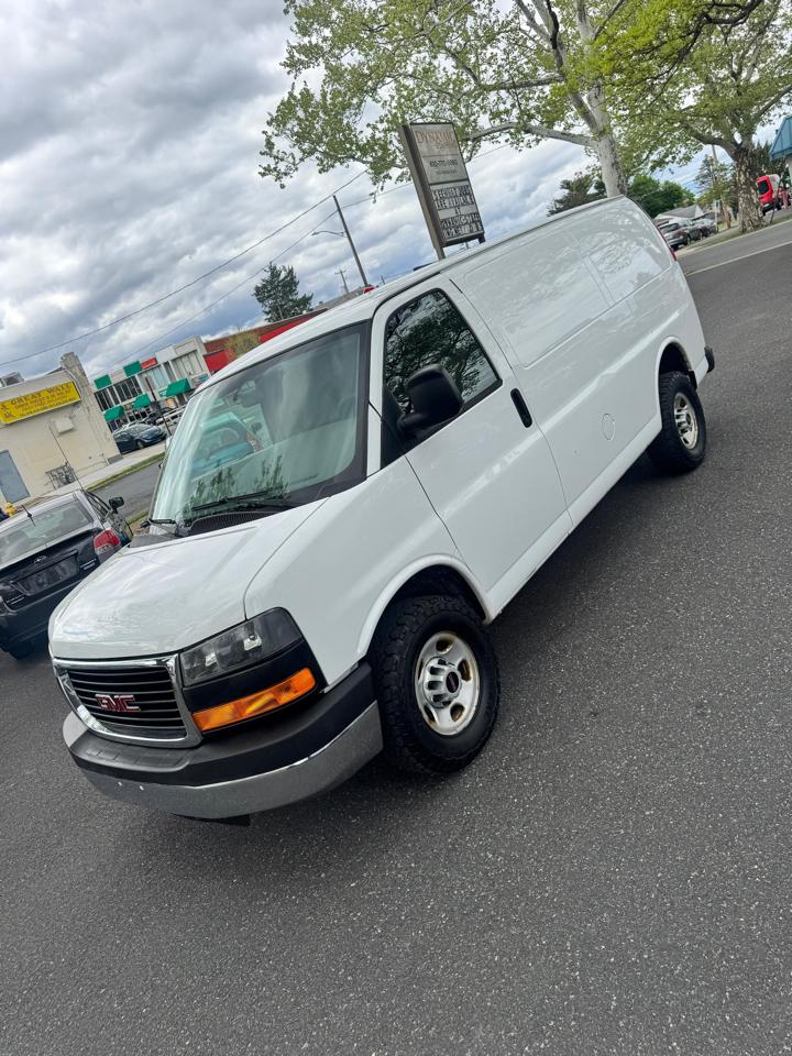 GMC Savana Cargo  2016