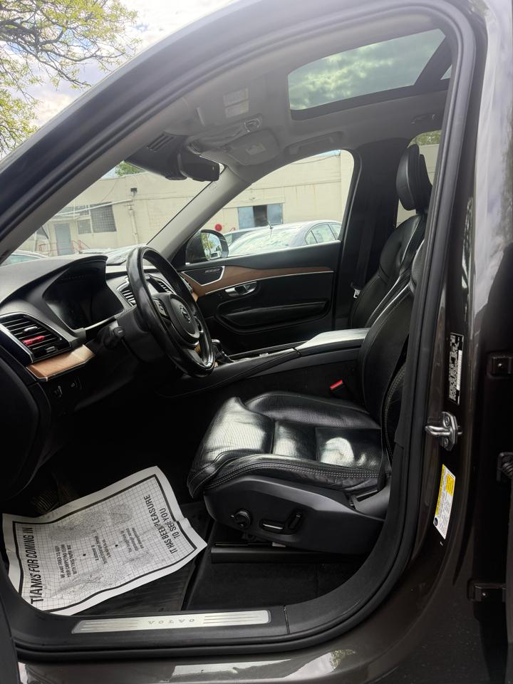 Volvo XC90  2018
