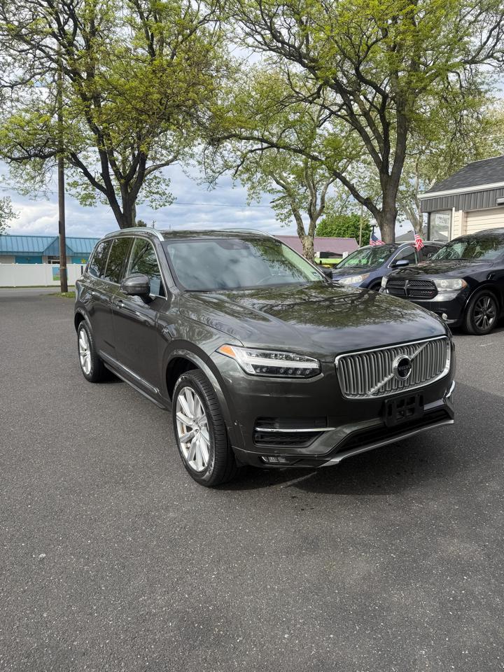 Volvo XC90  2018