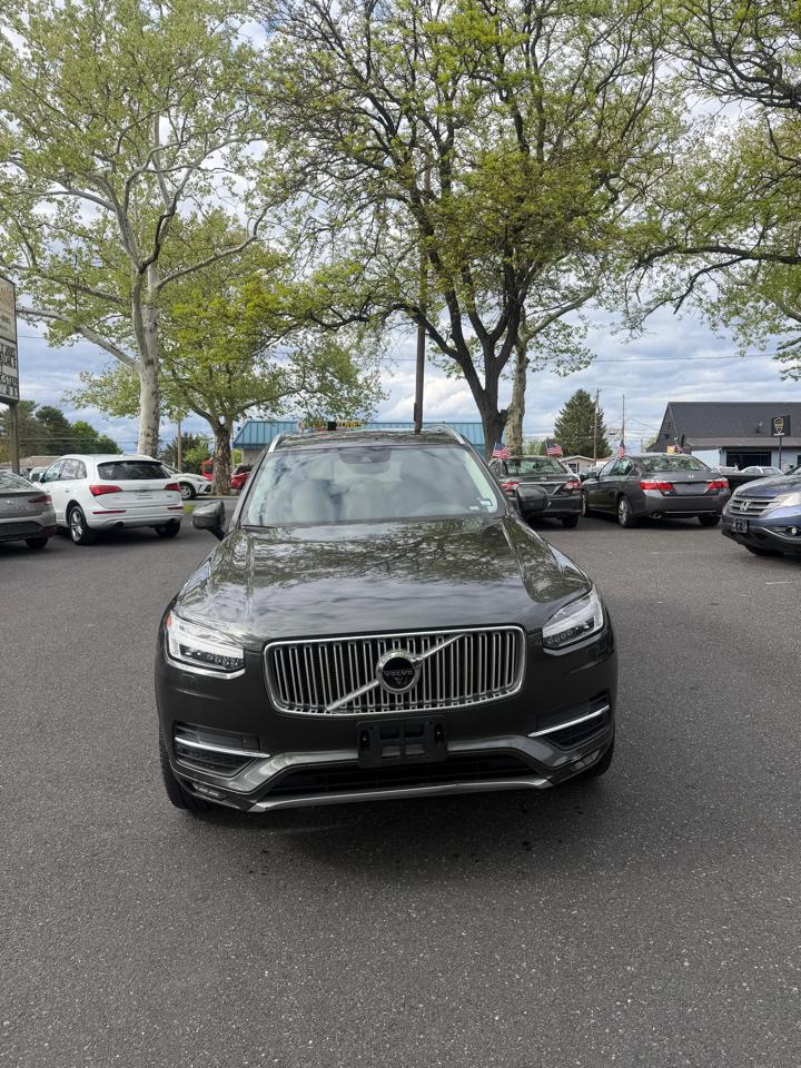Volvo XC90  2018