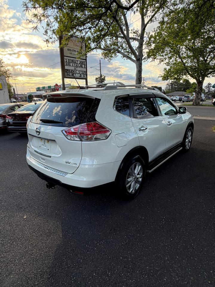 Nissan ROGUE S/SV  2016