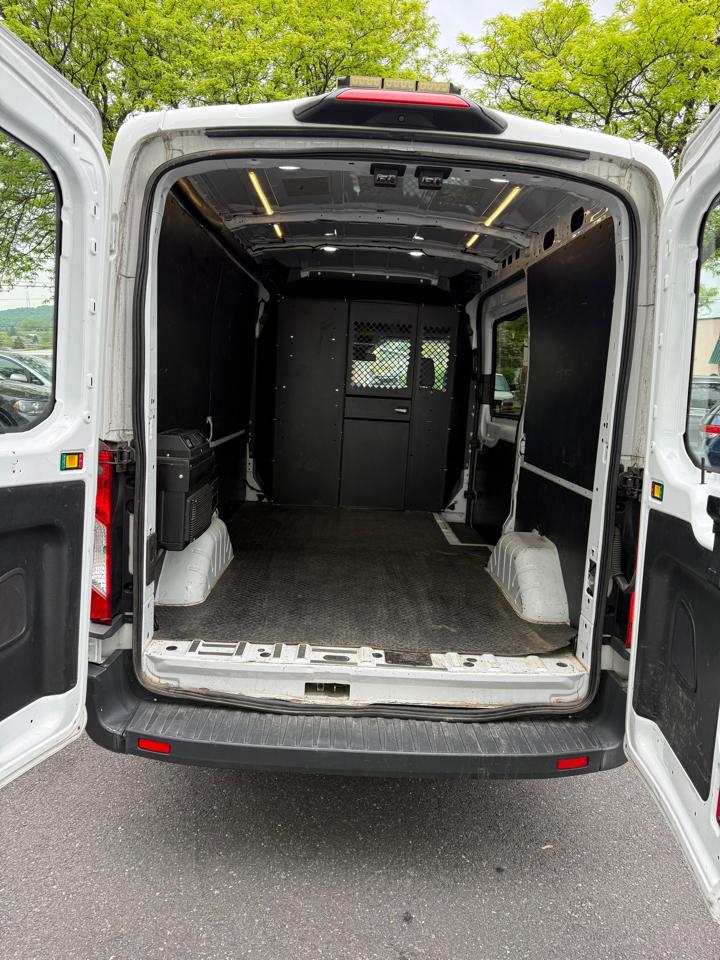 Ford Transit 150  2018