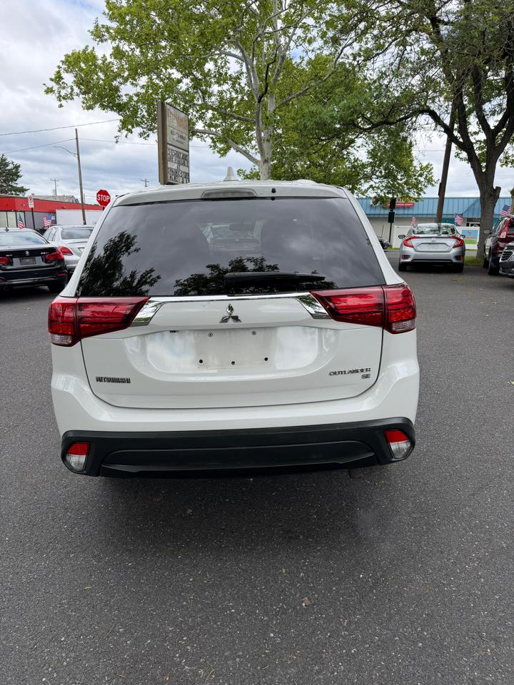 Mitsubishi Outlander SE 2017