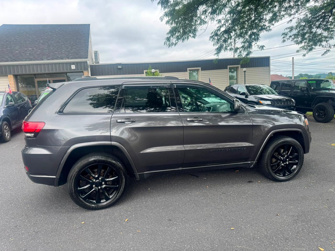Jeep Grand Cherokee  2018