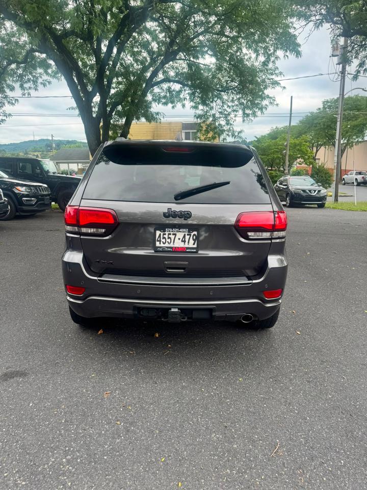 Jeep Grand Cherokee  2018