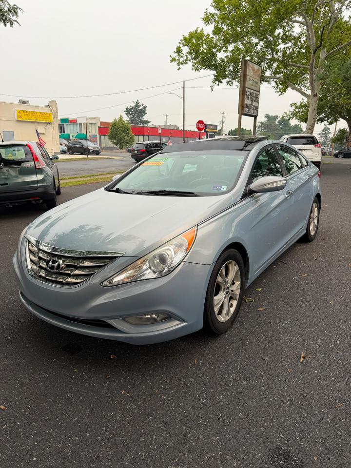 Hyundai Sonata  2013