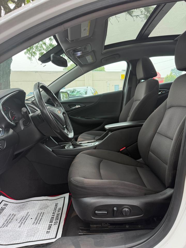Chevrolet MALIBU 1LT  2018
