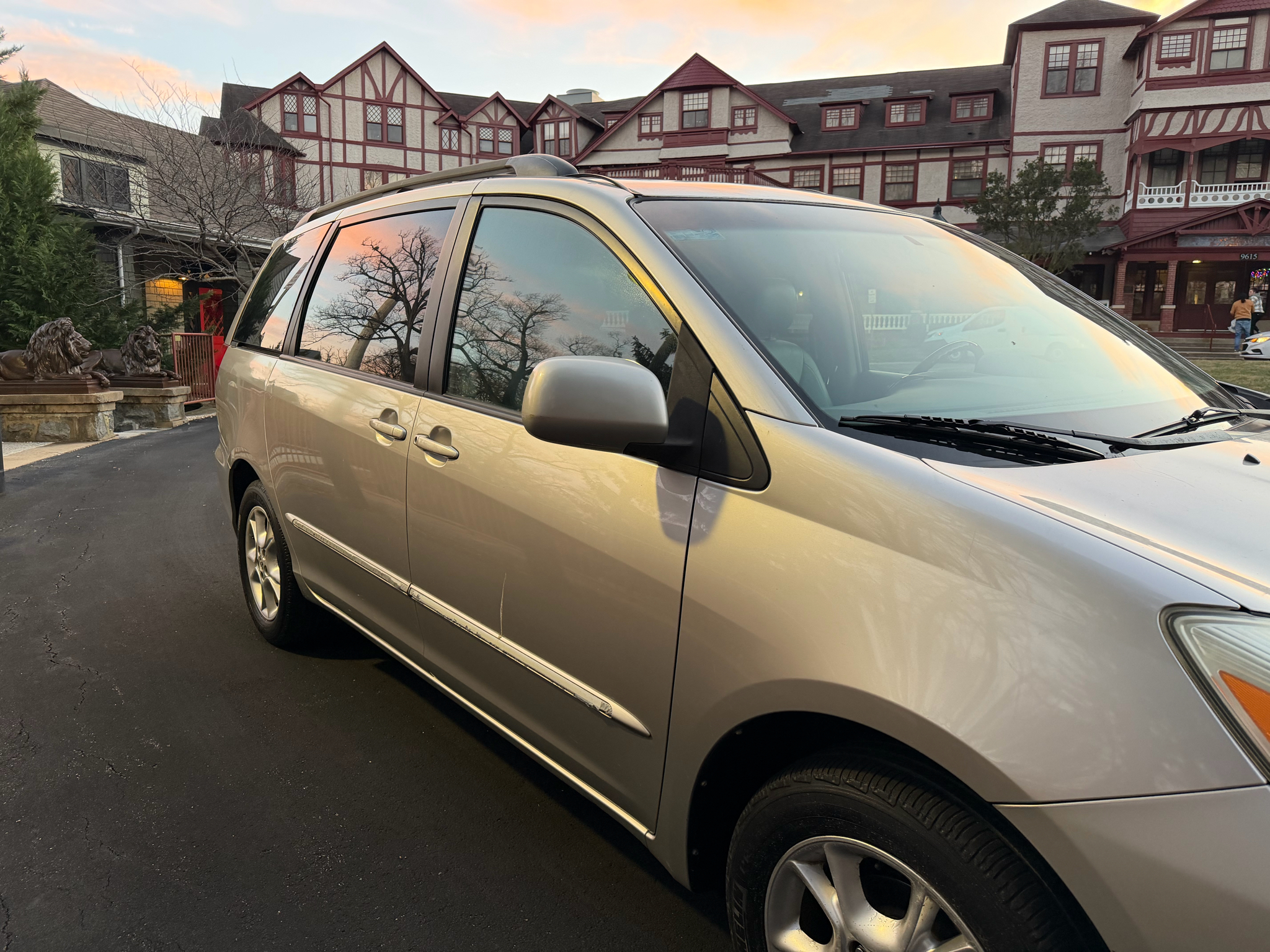 Toyota Sienna XLE 2004