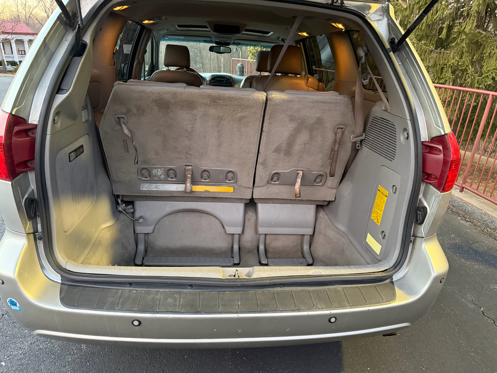 Toyota Sienna XLE 2004