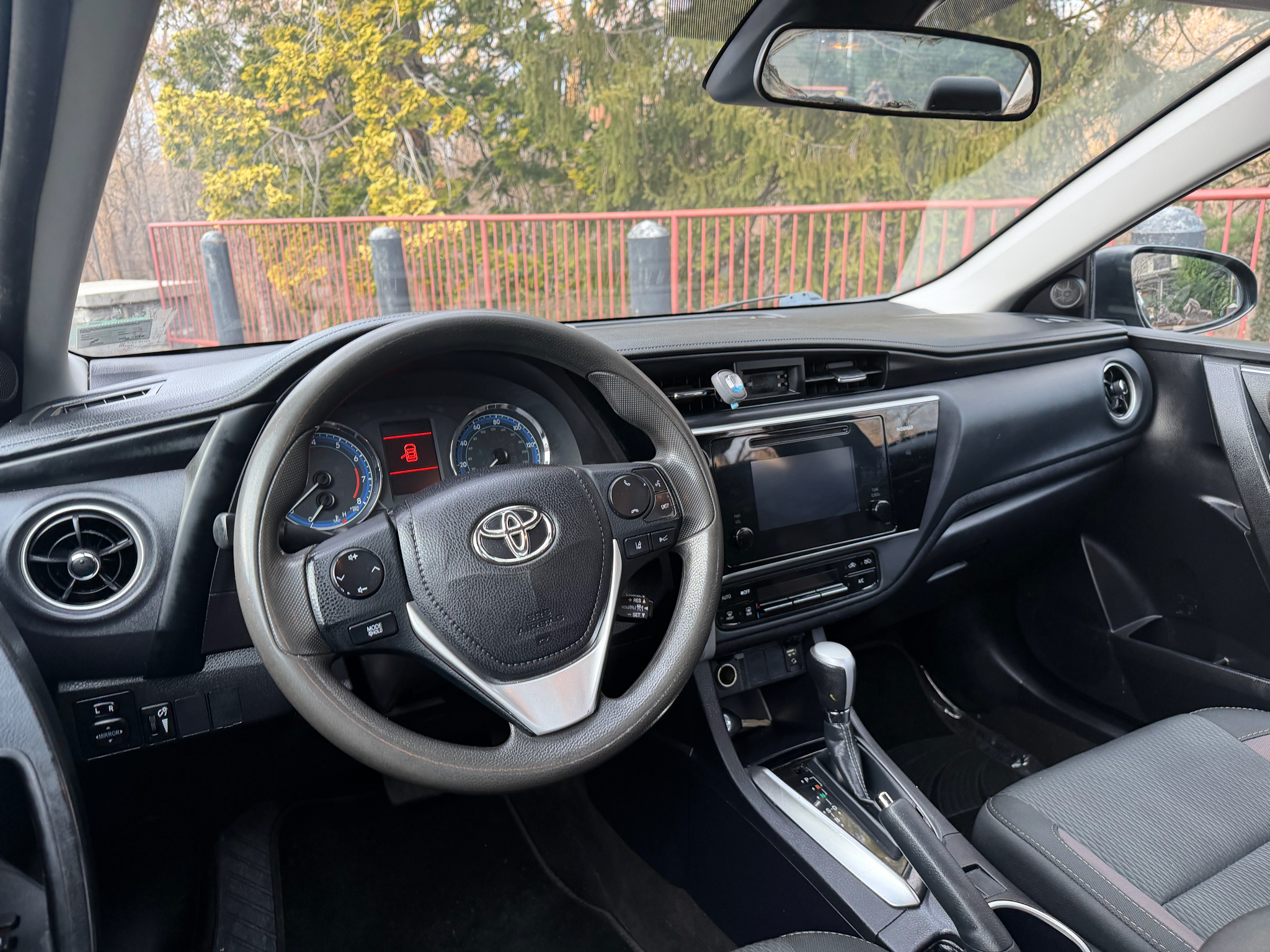 Toyota Corolla LE CVT 2017
