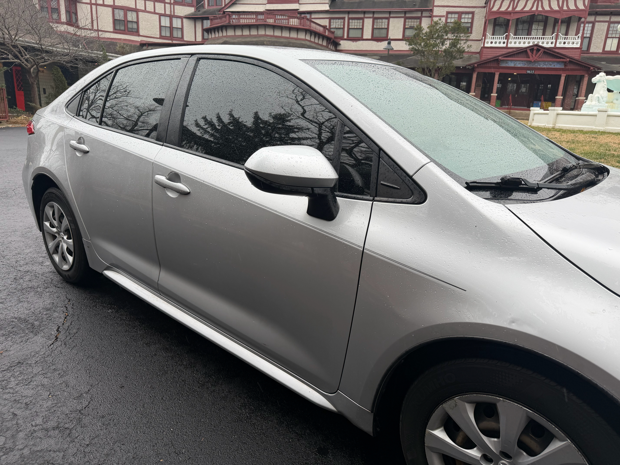 Toyota Corolla LE 2021