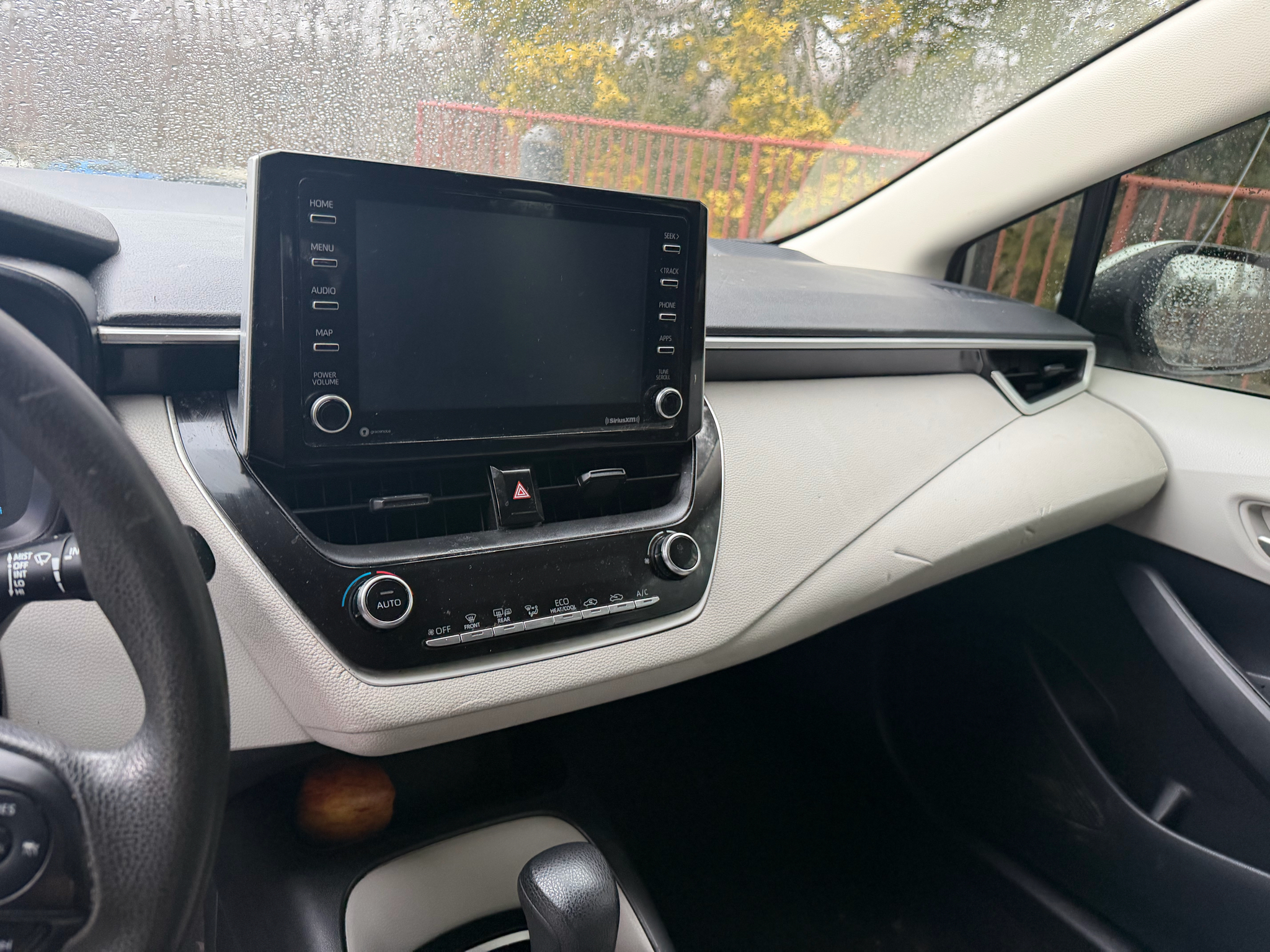 Toyota Corolla LE 2021