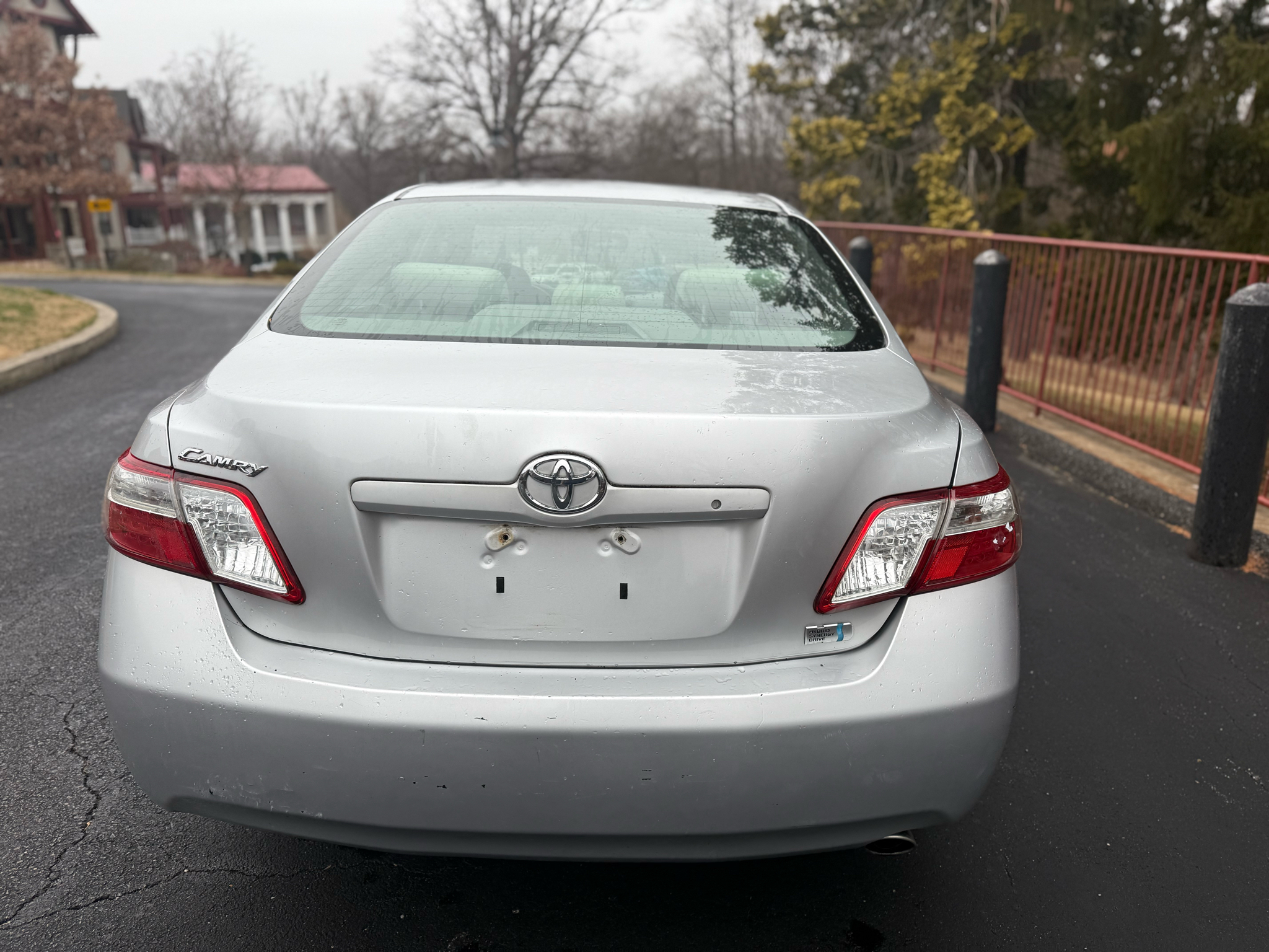 Toyota Camry Hybrid Sedan 2009