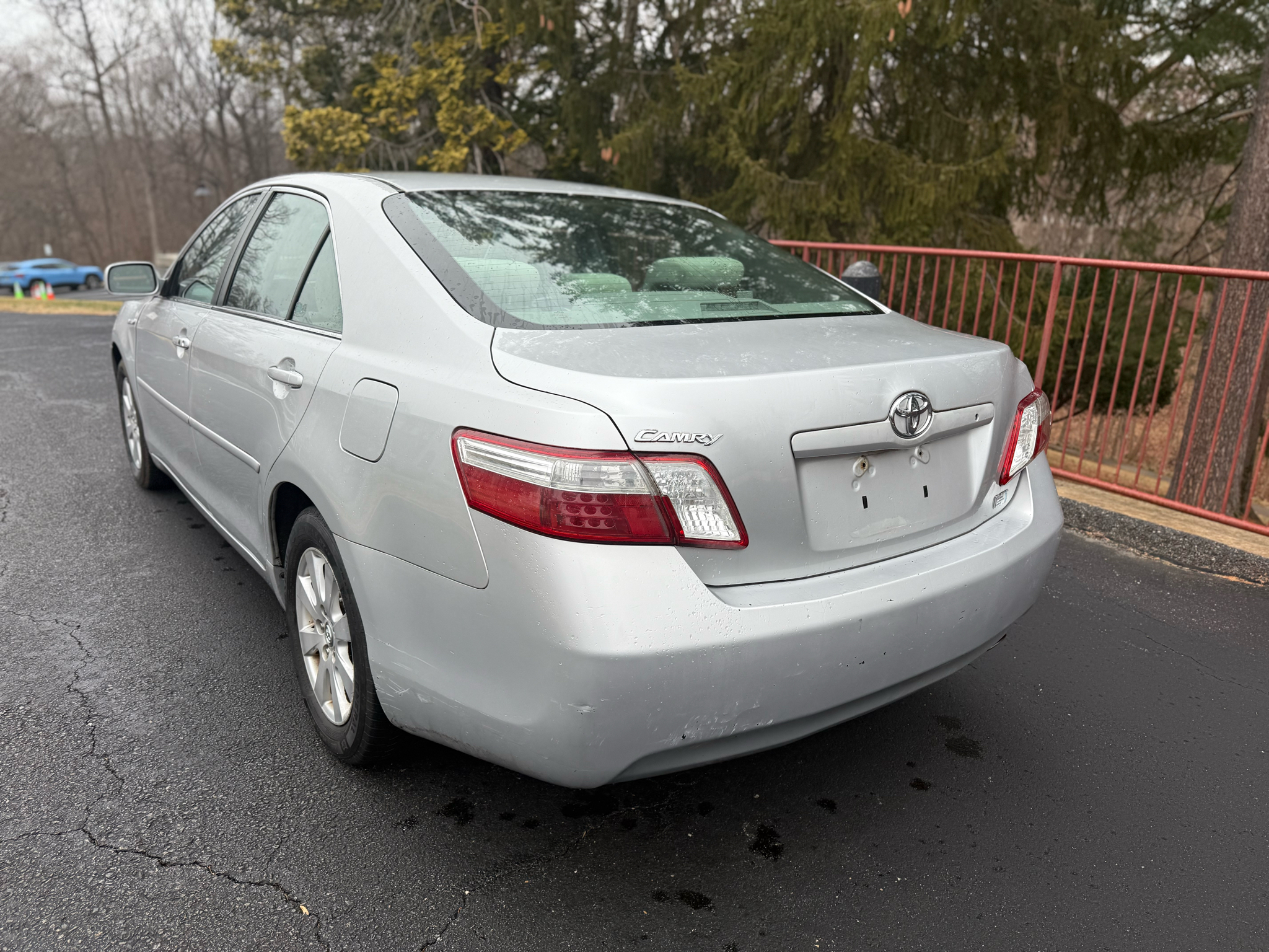 Toyota Camry Hybrid Sedan 2009