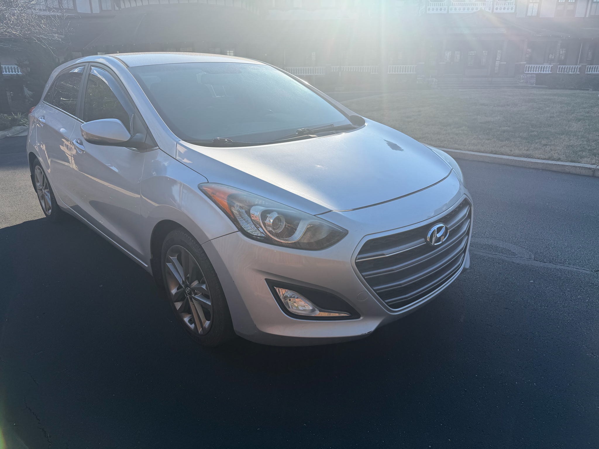 Hyundai Elantra GT A/T 2016