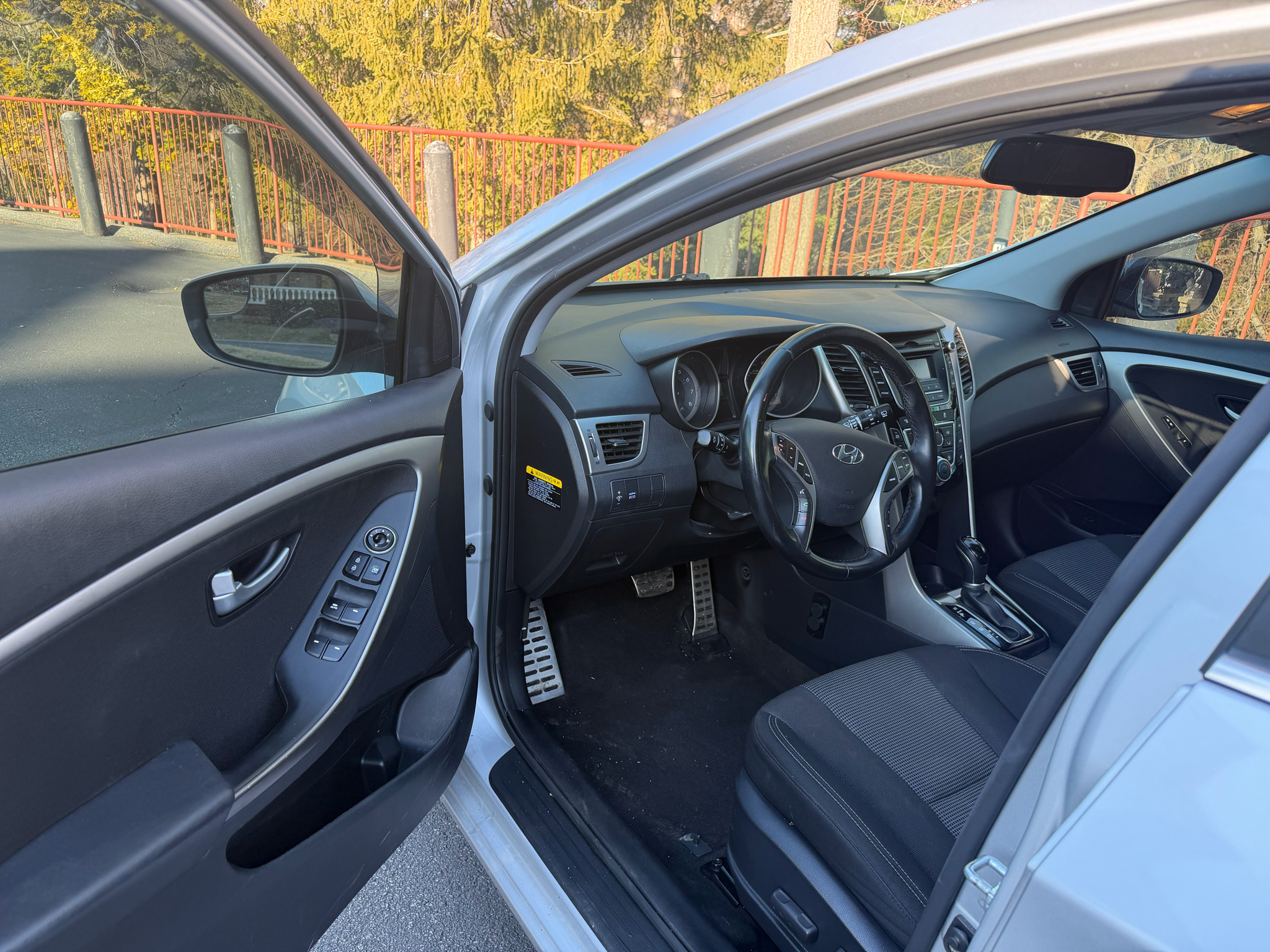 Hyundai Elantra GT A/T 2016