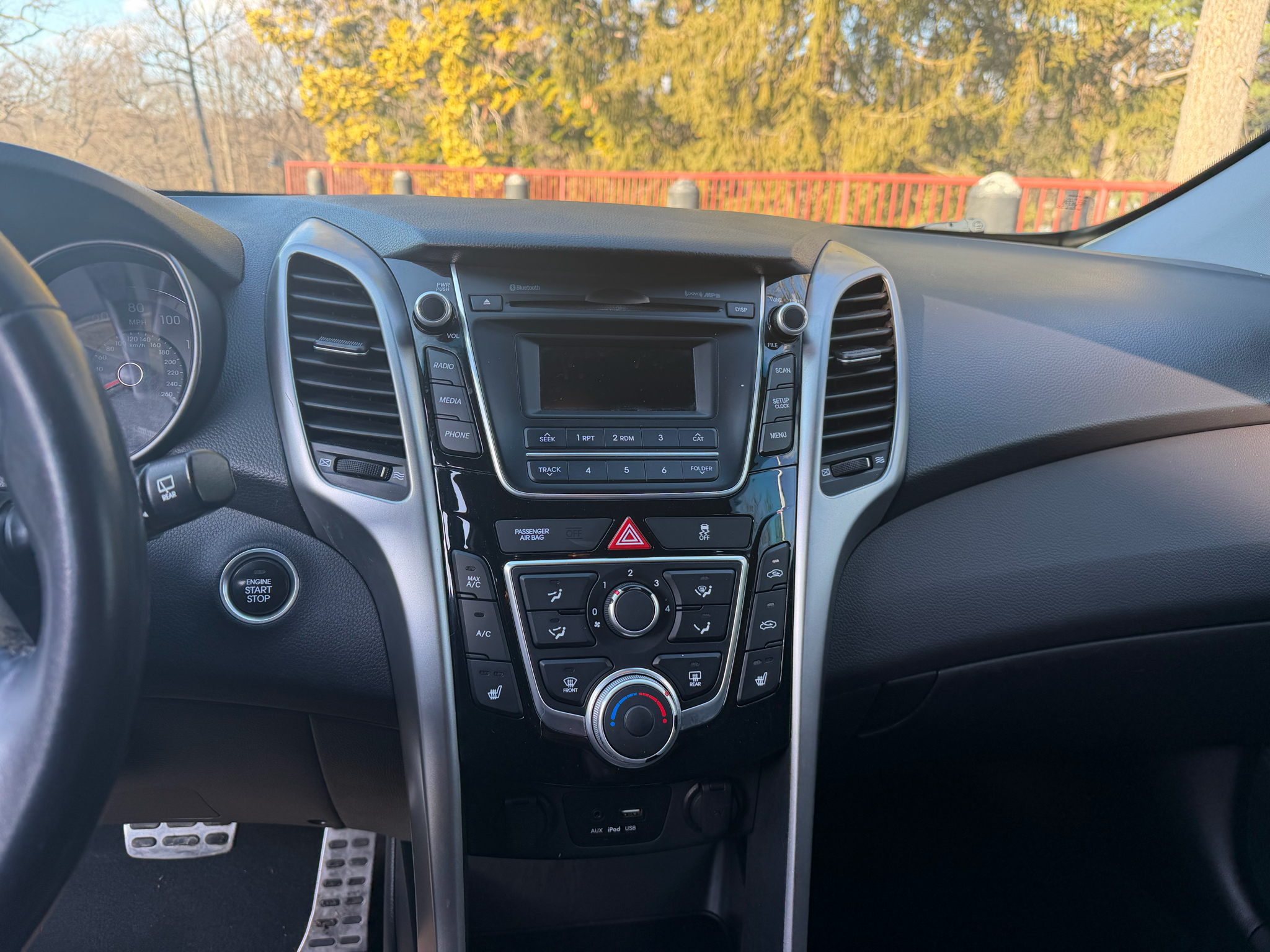 Hyundai Elantra GT A/T 2016