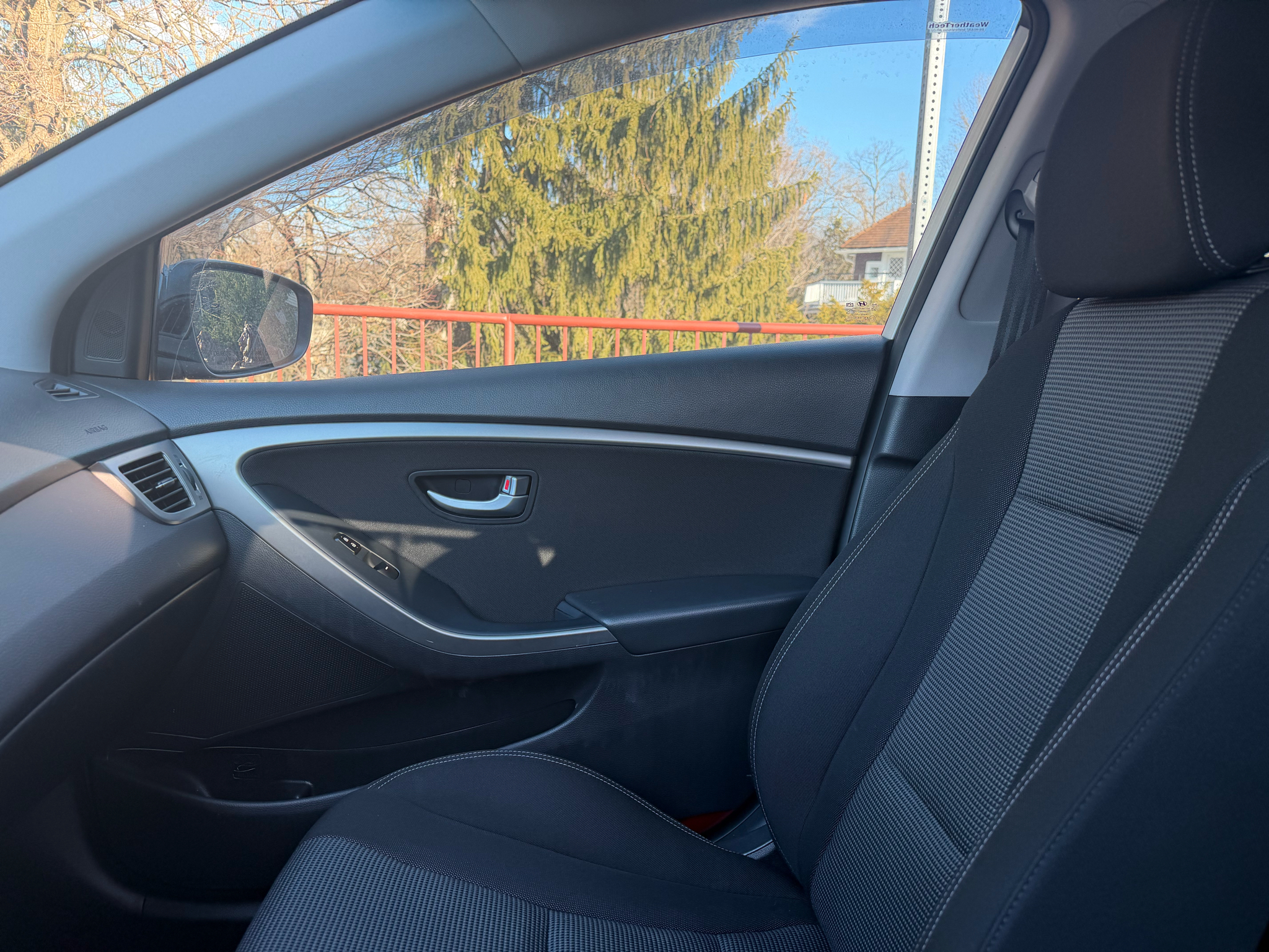 Hyundai Elantra GT A/T 2016