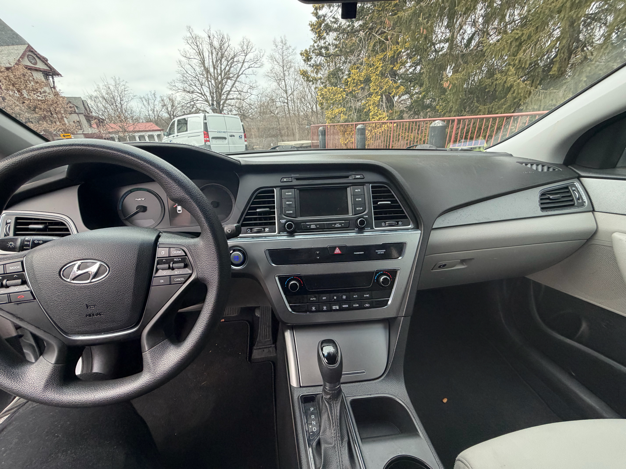 Hyundai Sonata Hybrid Base 2016