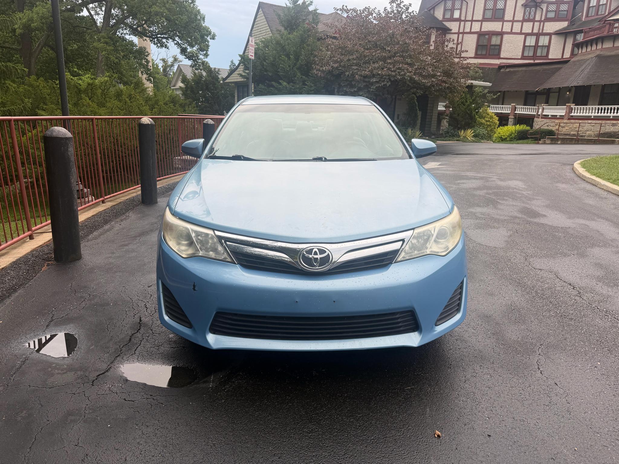 Used 2013 Toyota Camry LE with VIN 4T4BF1FK2DR323424 for sale in Silver Spring, MD