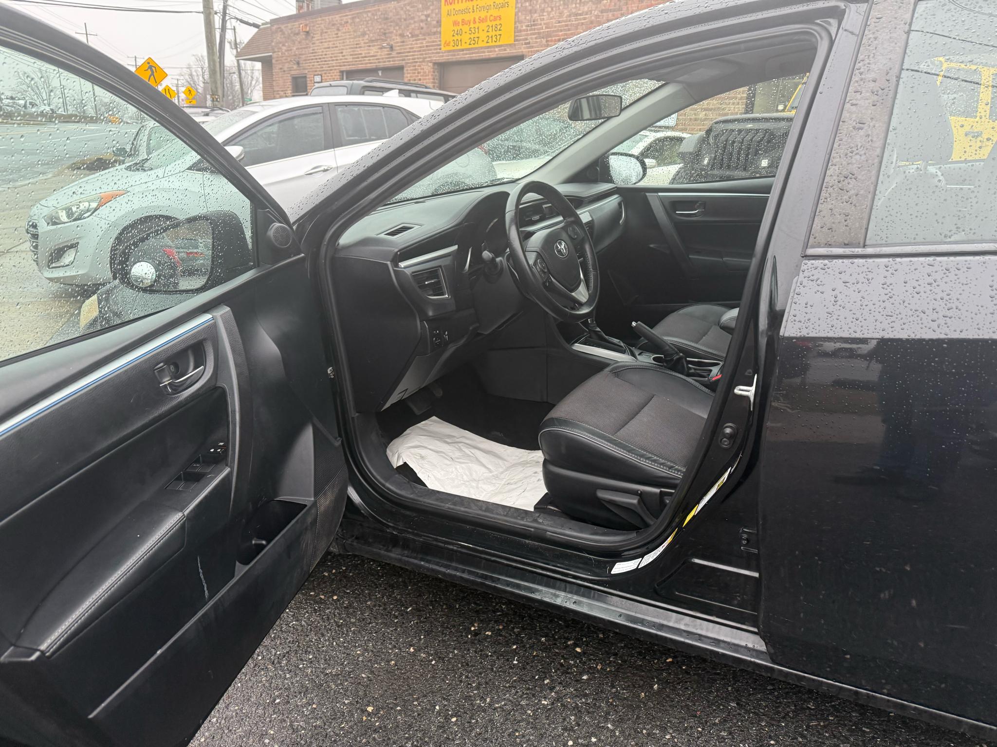 Toyota Corolla S Premium CVT 2015