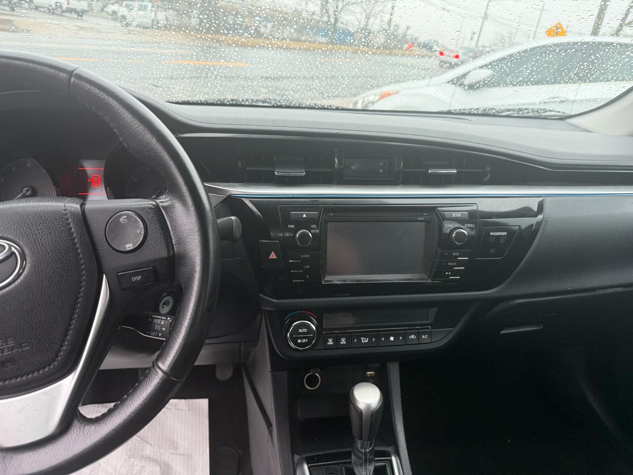 Toyota Corolla S Premium CVT 2015