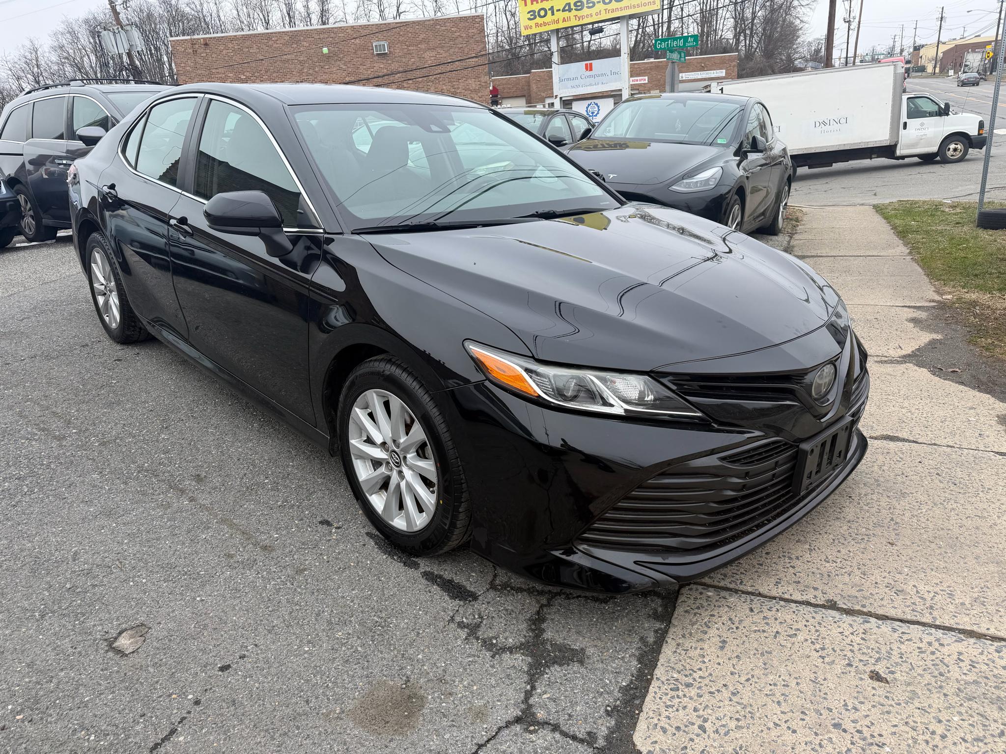 Toyota Camry XLE 2019