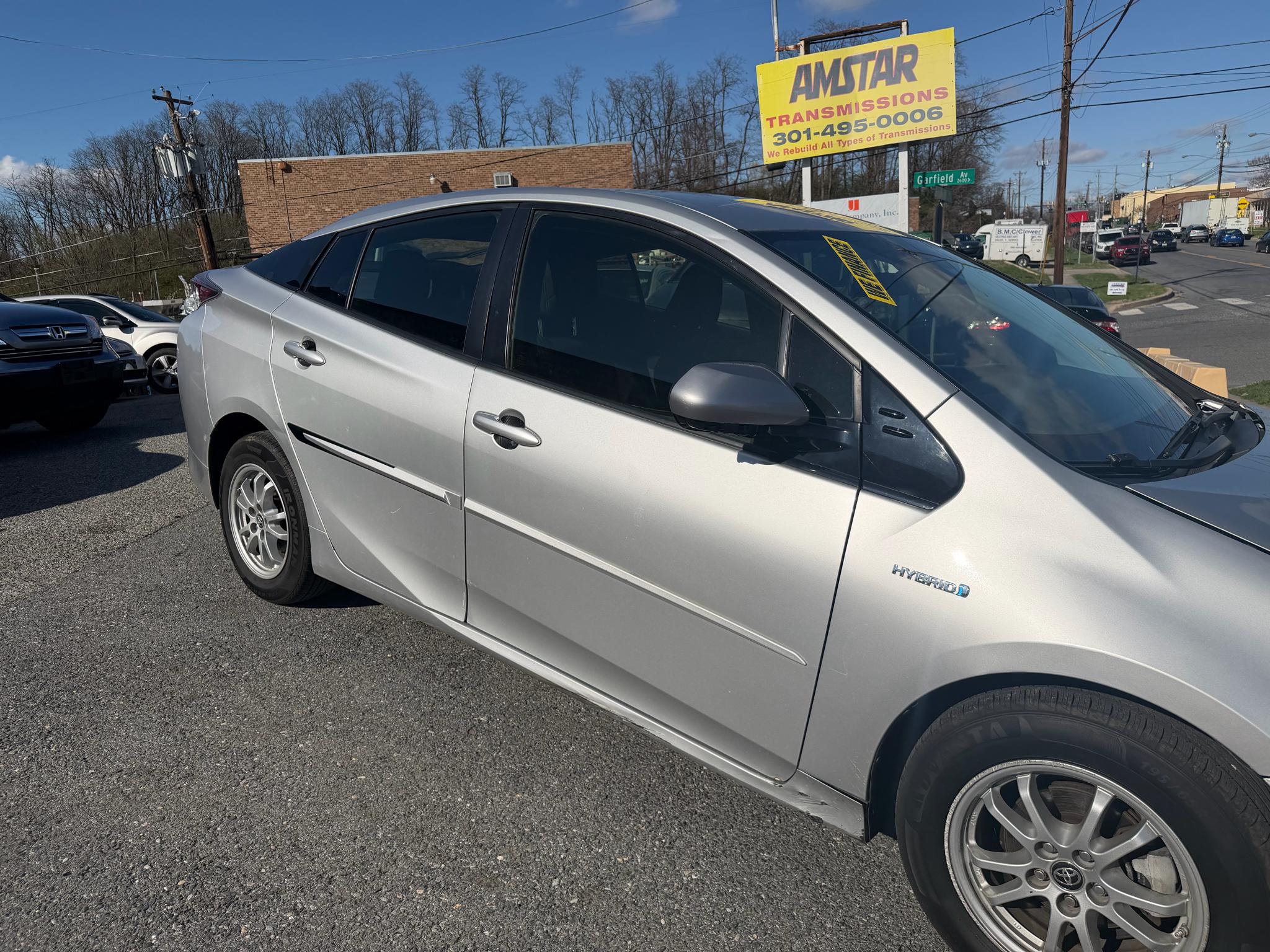Toyota Prius Two 2017