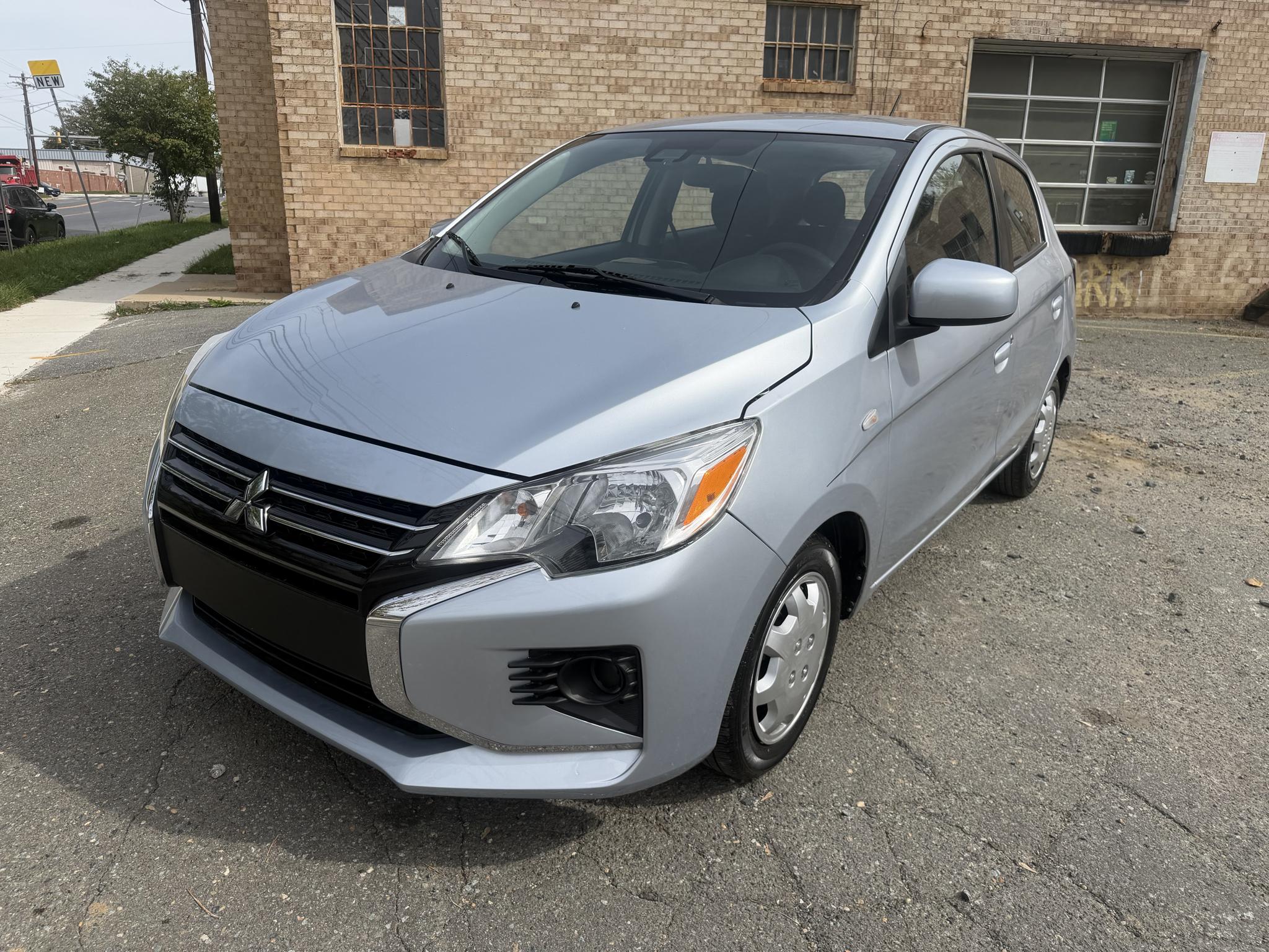 Mitsubishi Mirage ES CVT 2021