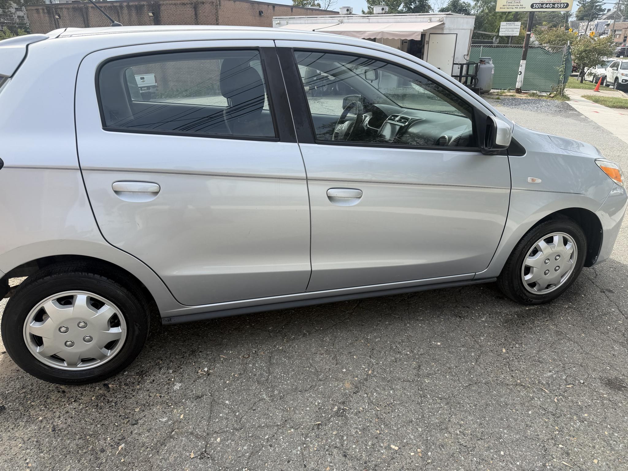 Mitsubishi Mirage ES CVT 2021