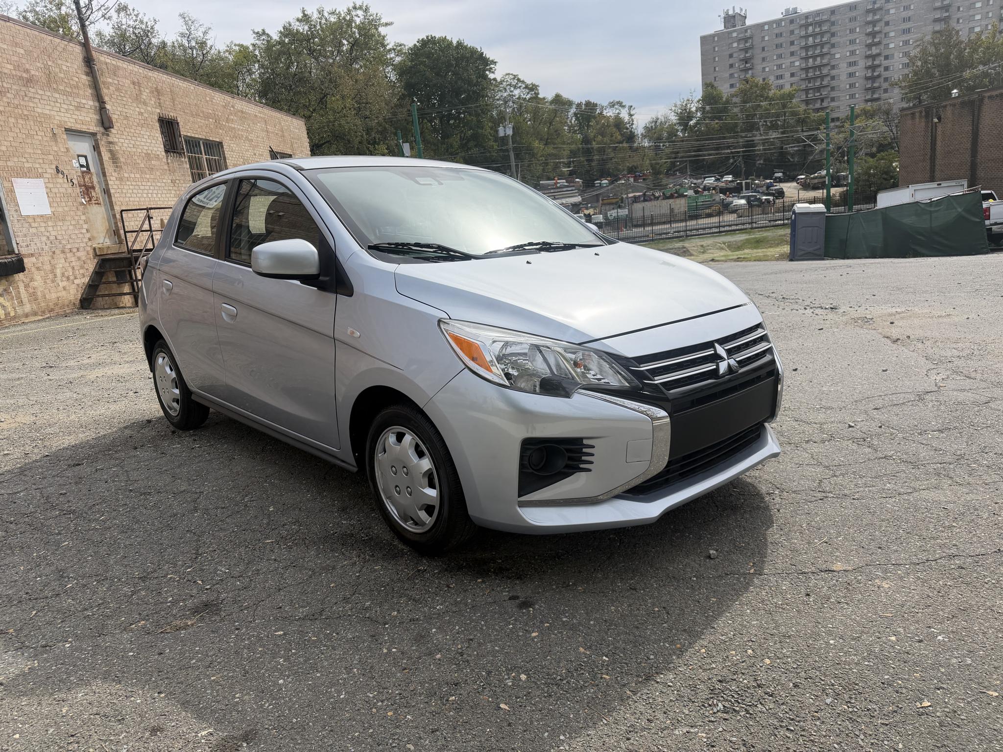 Mitsubishi Mirage ES CVT 2021