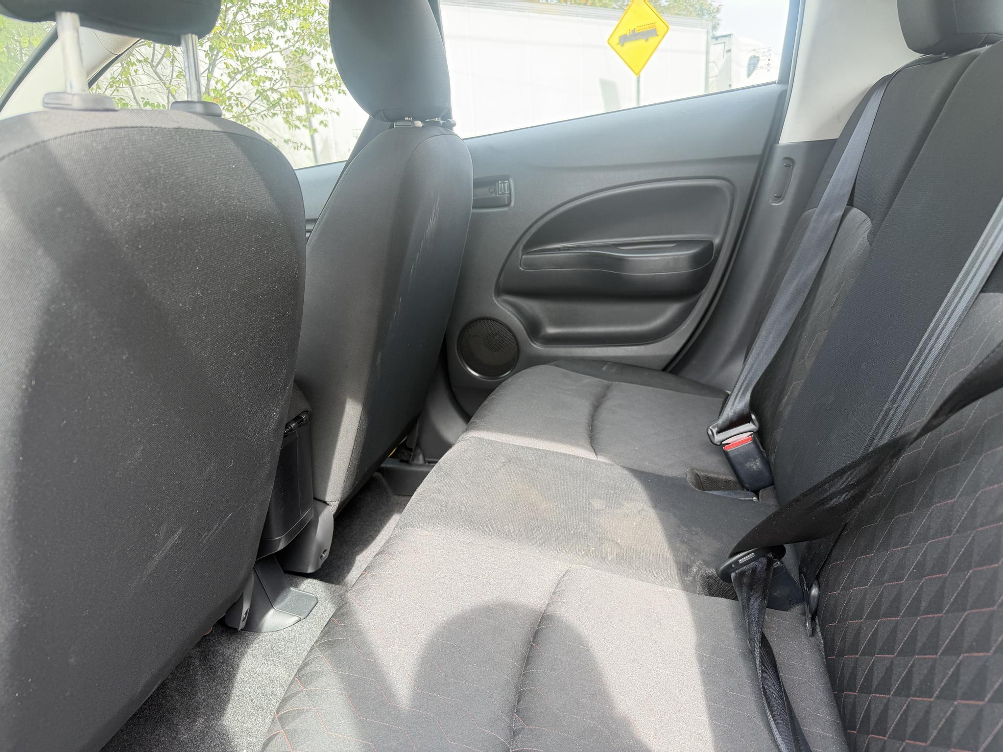 Mitsubishi Mirage ES CVT 2021