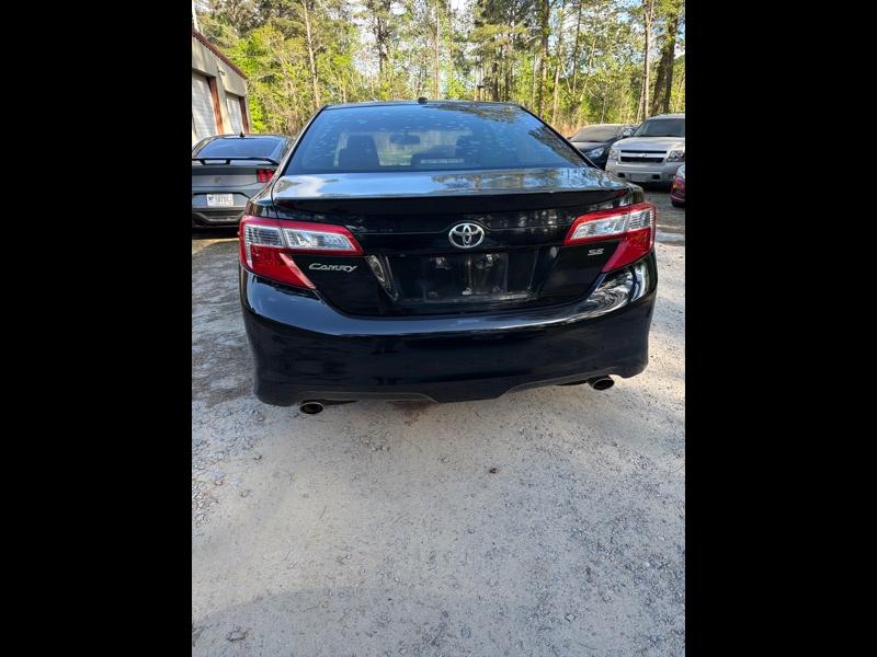 Toyota Camry XLE V6 2013