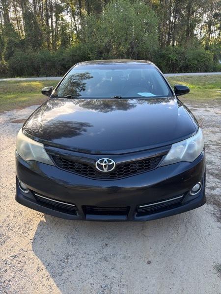 Toyota Camry XLE V6 2013