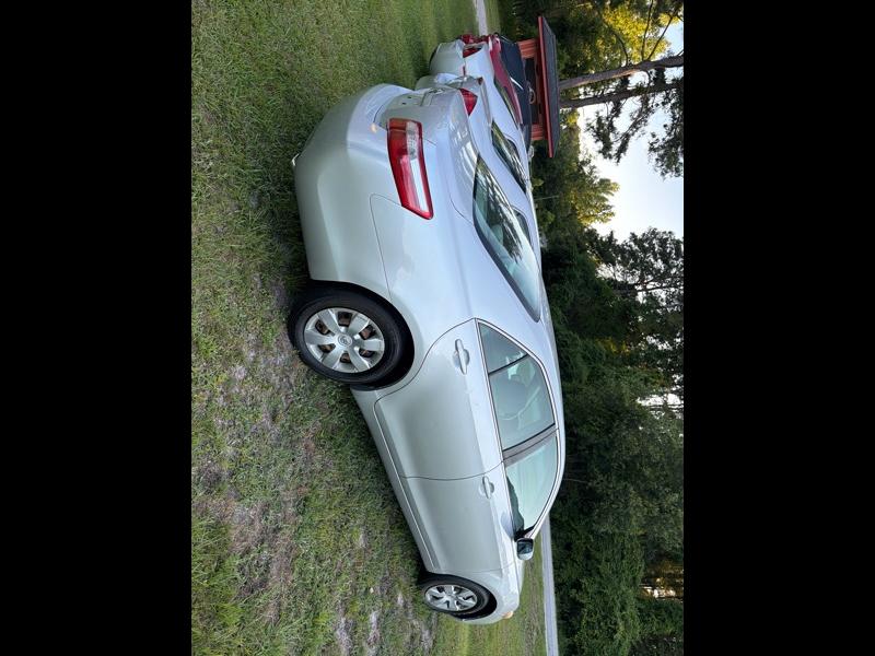 Toyota Camry LE V6 6-Spd AT 2009